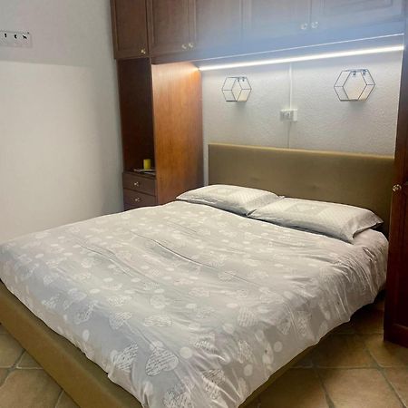 Looney Tunes Home Olbia Eksteriør bilde