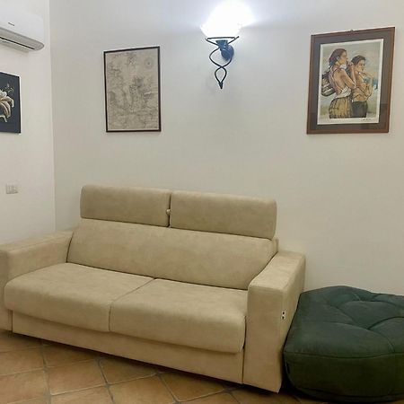 Looney Tunes Home Olbia Eksteriør bilde