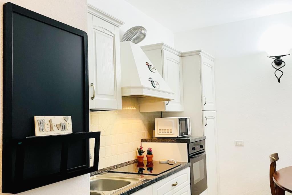 Looney Tunes Home Olbia Eksteriør bilde