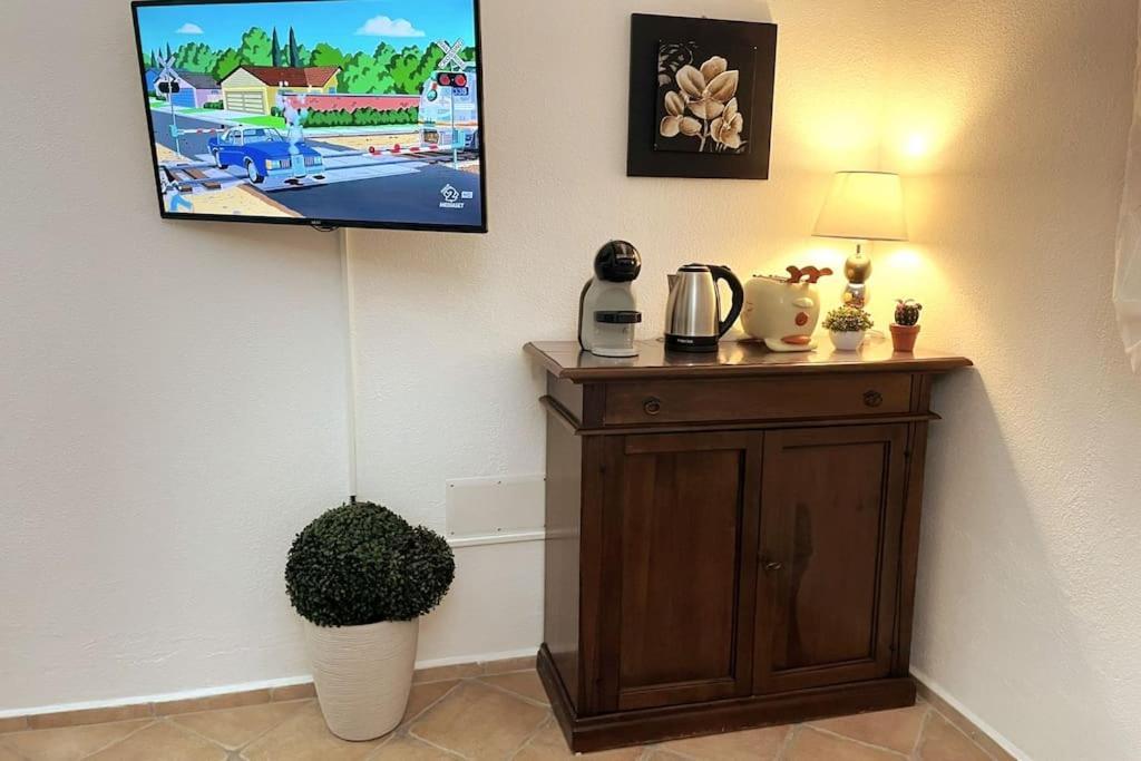 Looney Tunes Home Olbia Eksteriør bilde