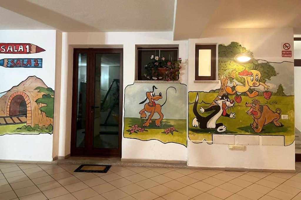 Looney Tunes Home Olbia Eksteriør bilde