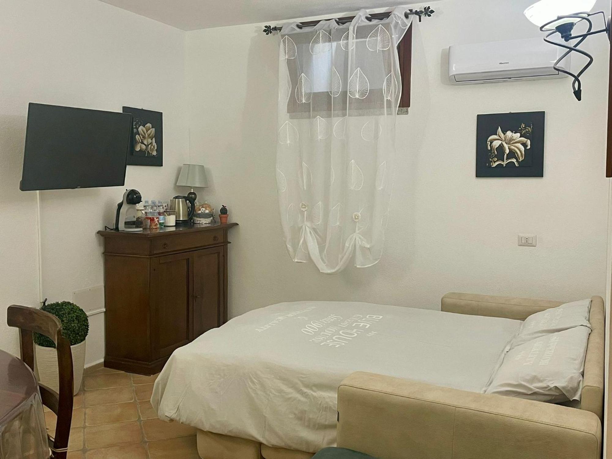 Looney Tunes Home Olbia Eksteriør bilde